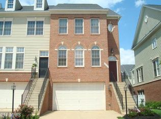 6894 Witton Cir, Gainesville, VA 20155