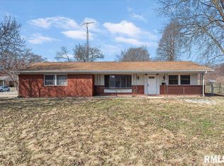 255 W Lake Shore Dr, Springfield, IL 62703