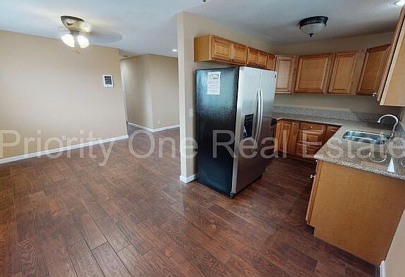 2nd image of 3813 46th St #3
