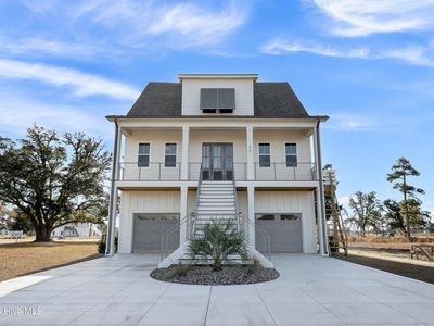 401 Salt Meadow Court, Holly Ridge, NC, 28445