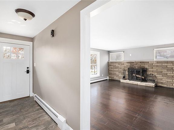 3rd image of 23 Tartaglia St