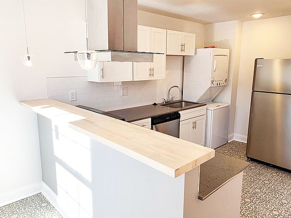 2nd image of 1919 Olathe Blvd APT 303