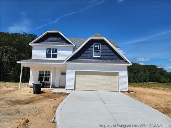 190 Coastal Ln, Parkton, NC 28371