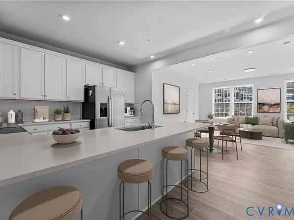 222 Brattice Dr, Midlothian, VA 23114