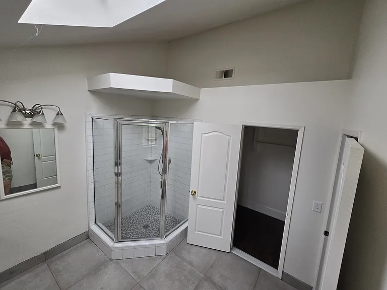 1888 E Deyoung Dr — Photo 5
