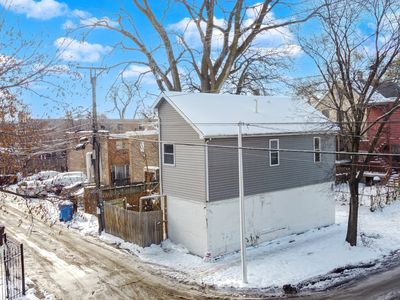 1715 E 70th St, Chicago, IL, 60649