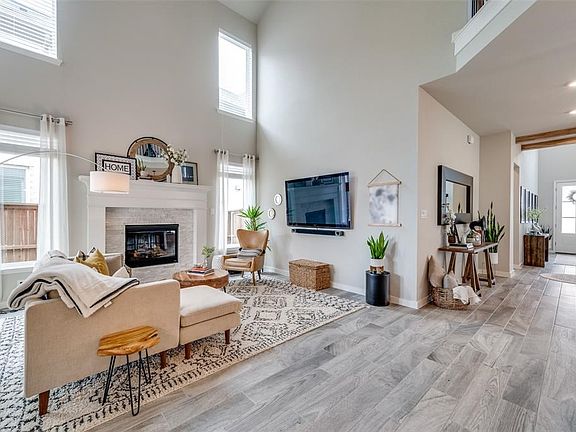 3rd image of 3625 Doramus Dr