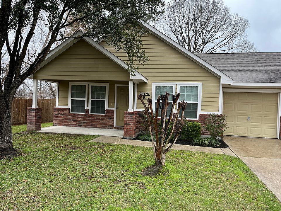 1st image of 24176 Evergreen Dr Unit B