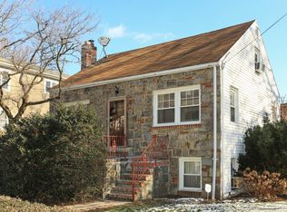 366 Edwards Pl, Yonkers, NY 10703