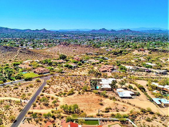 2nd image of 3848 E CHOLLA Lane #11