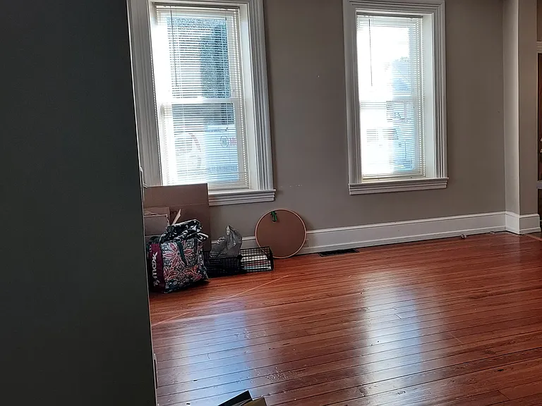 702 Locust St #A — Photo 6