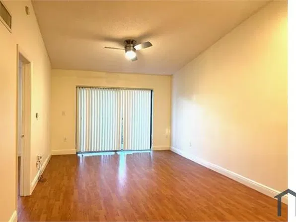 9994 Nob Hill Pl, Fort Lauderdale, FL 33351