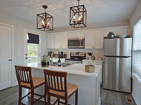 2nd image of 168 Sweetoak Dr
