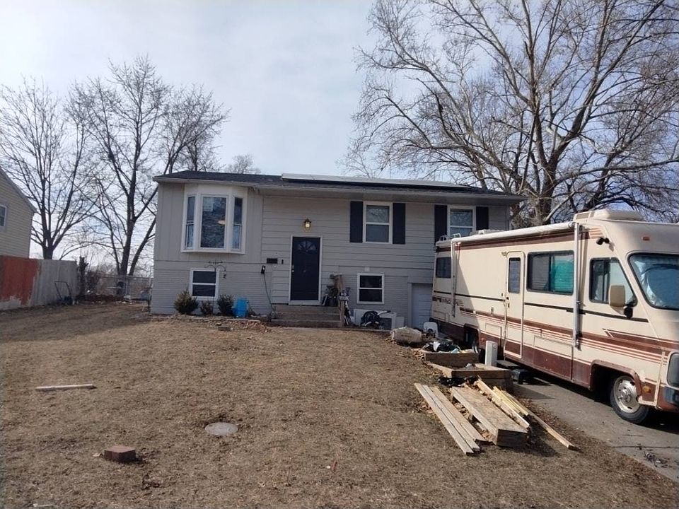 1st image of 9600 Wallace Ave