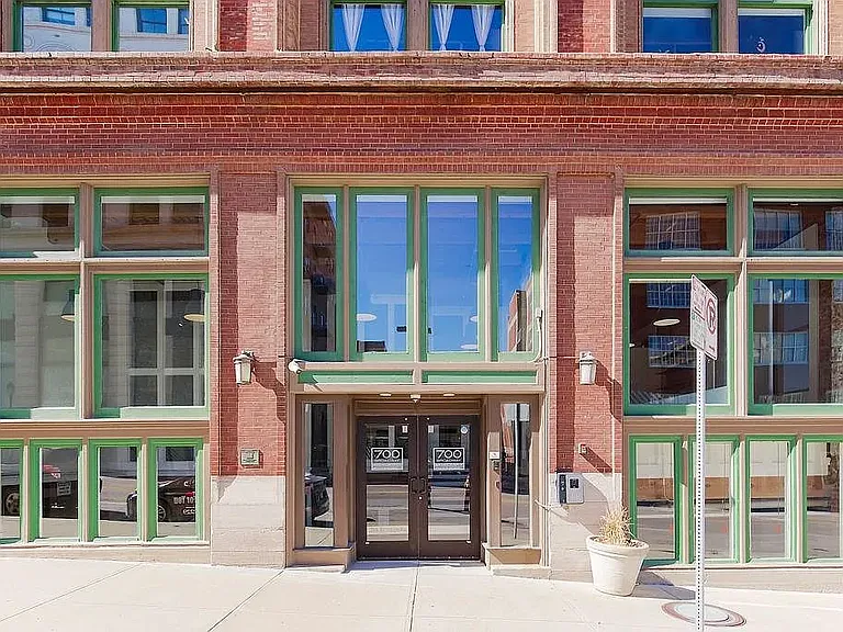 700 Broadway Blvd #406 — Photo 8
