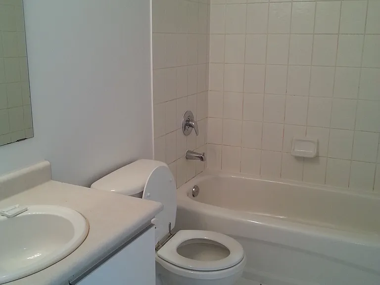 689 Four Winds Way #24 — Photo 4