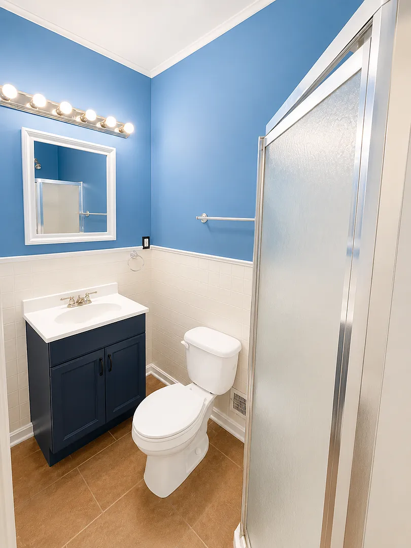 Spacious Baltimore Home with Central Air & In-Home Laundry — Photo 4