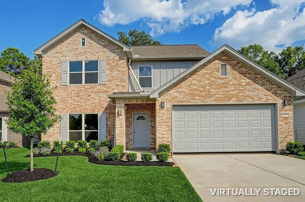 4 bed, 2.5 bath, 1977 sqft, $2,400 — Photo 1