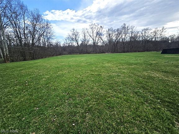 4th image of 80 Hannah Place Rd