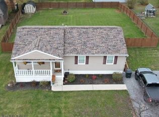 322 Red Oak Ln, Cresson, PA 16630