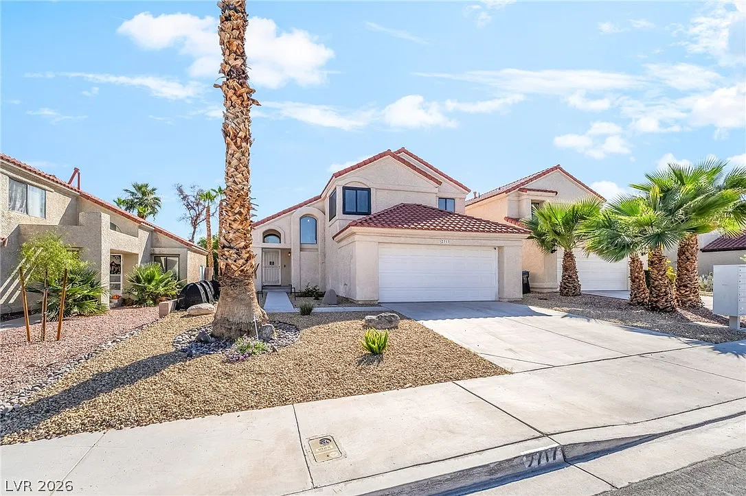 4 bed, 3.0 bath, 2074 sqft, $2,800 — Photo 1