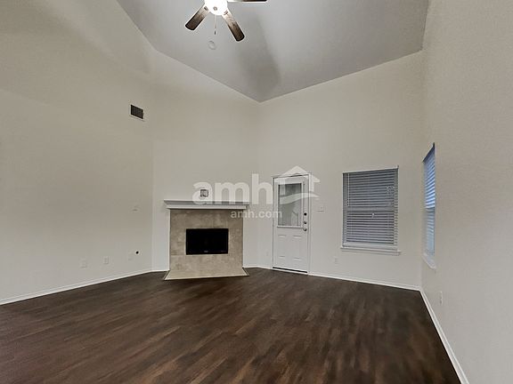 4th image of 2550 Riverway Dr
