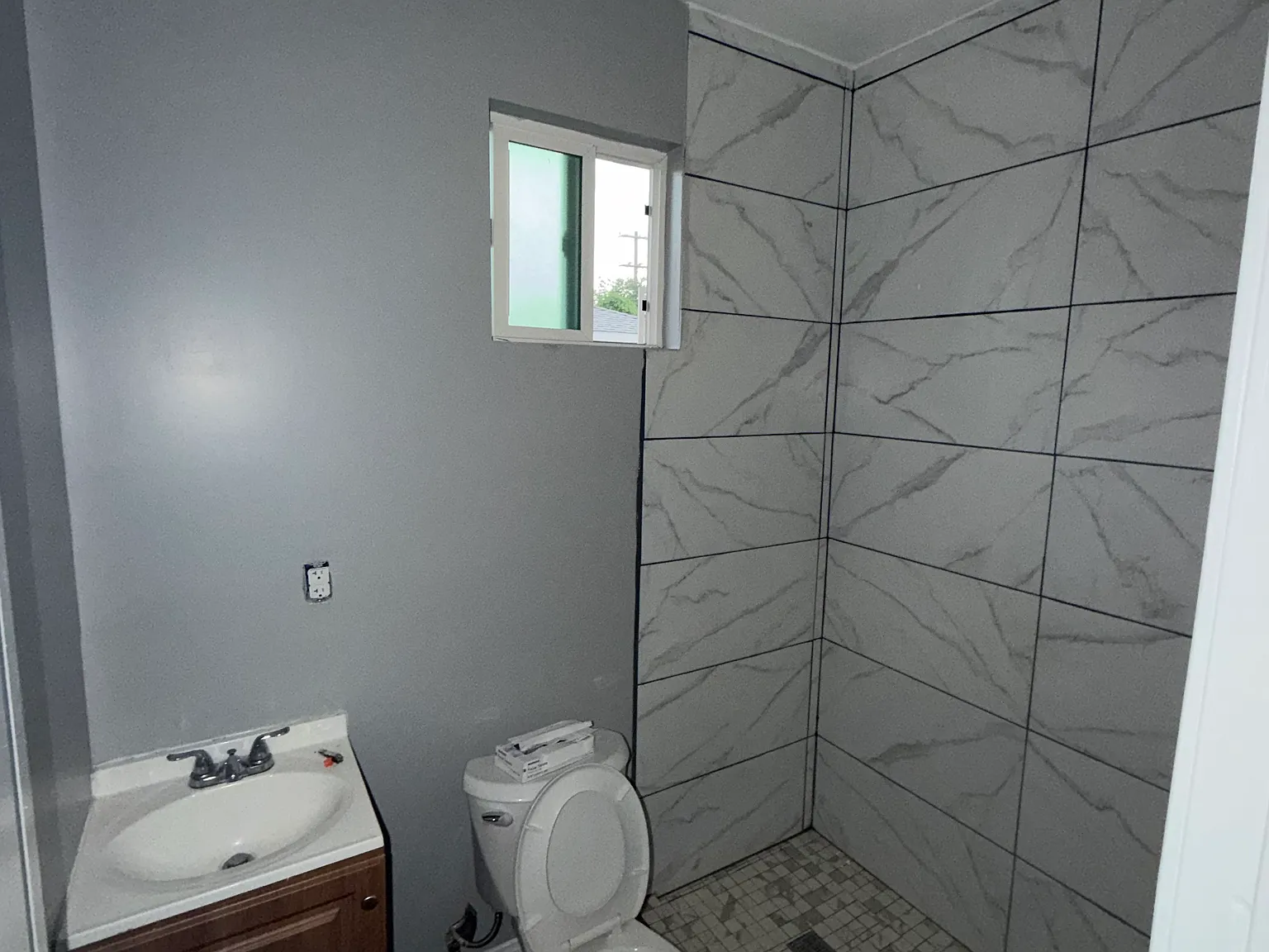 2 bed, 600 sqft, $2,800 — Photo 3