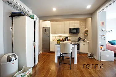 Rented by Rennit Inc.