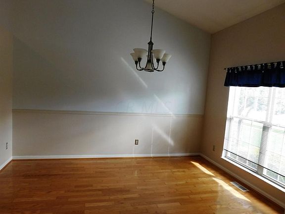 4th image of 12023 Sheldrake Ct NW
