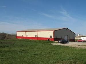1st image of 707 Industrial Dr