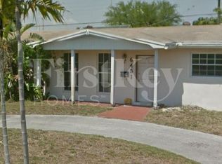 6451 SW 2nd St, Hollywood, FL 33023