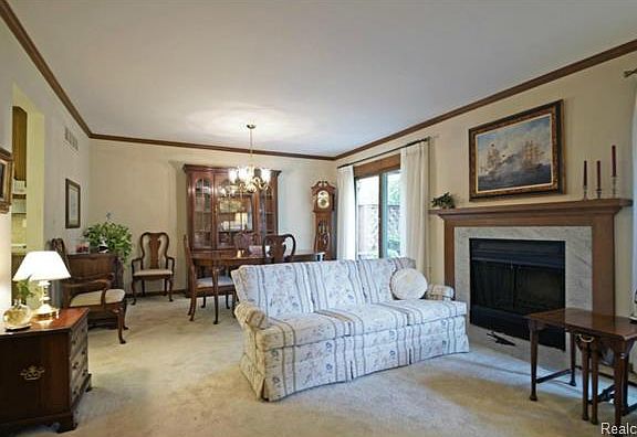 5th image of 12325 Pinecrest Dr