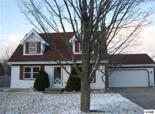 313 Oak Tree Dr, Clinton, MI 49236