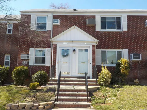 76-06 249th Street 2nd fl, Bellerose, NY 11426