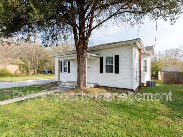 9800 Golf Course Dr