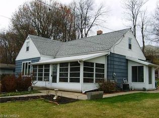 2395 Newton St, Akron, OH 44305