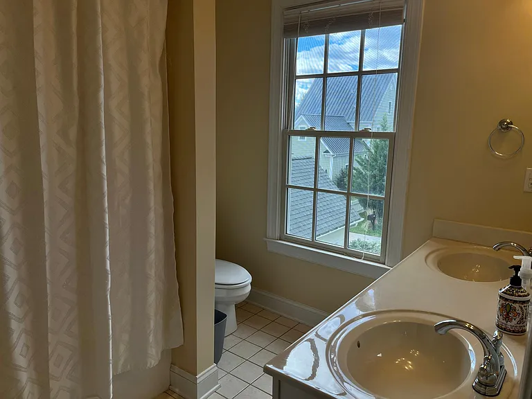 2nd floor bathroom