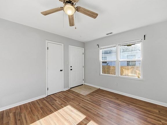 3rd image of 116-118 Armon Ave