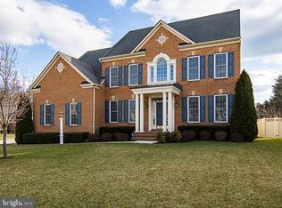 8218 Champion Ct, Pasadena, MD 21122