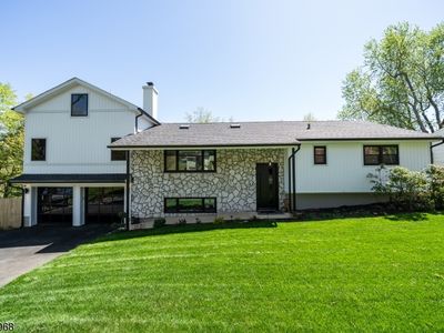 8 Rand Dr, West Orange, NJ, 07052