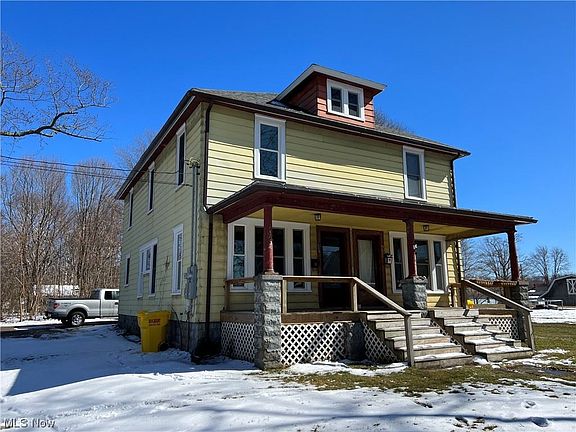 2nd image of 602/604 Harbor St