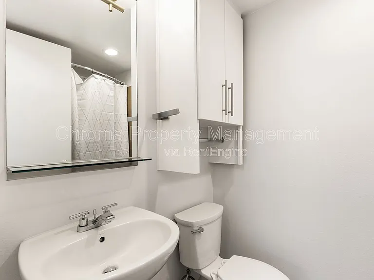 111 SW Harrison St #3E — Photo 9