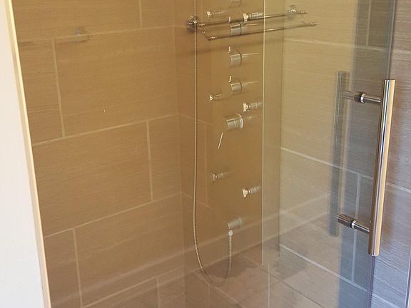 3rd floor bathroom