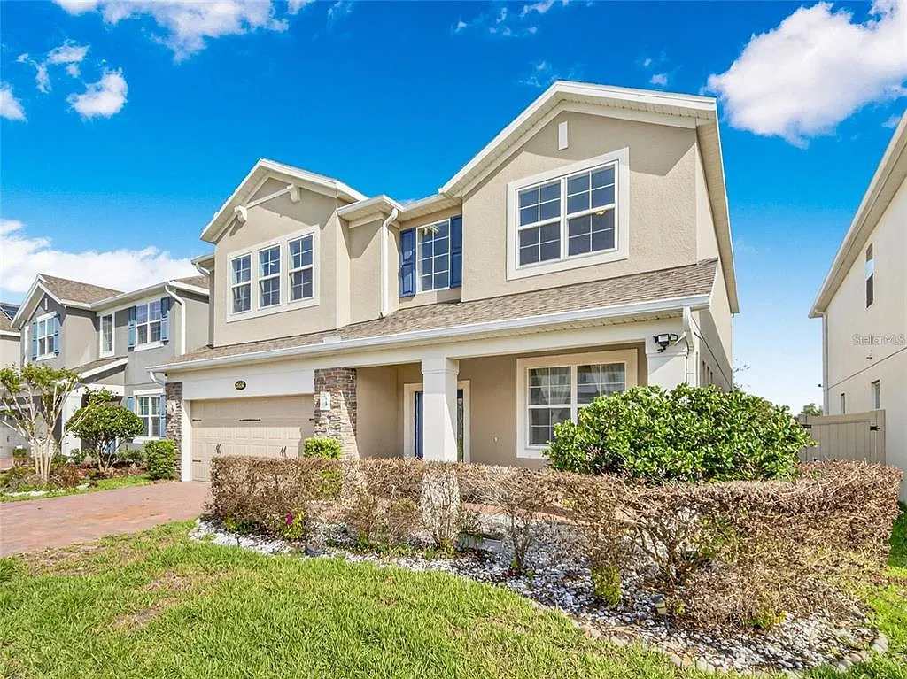 5 bed, 5.0 bath, 3781 sqft, $4,200 — Photo 1