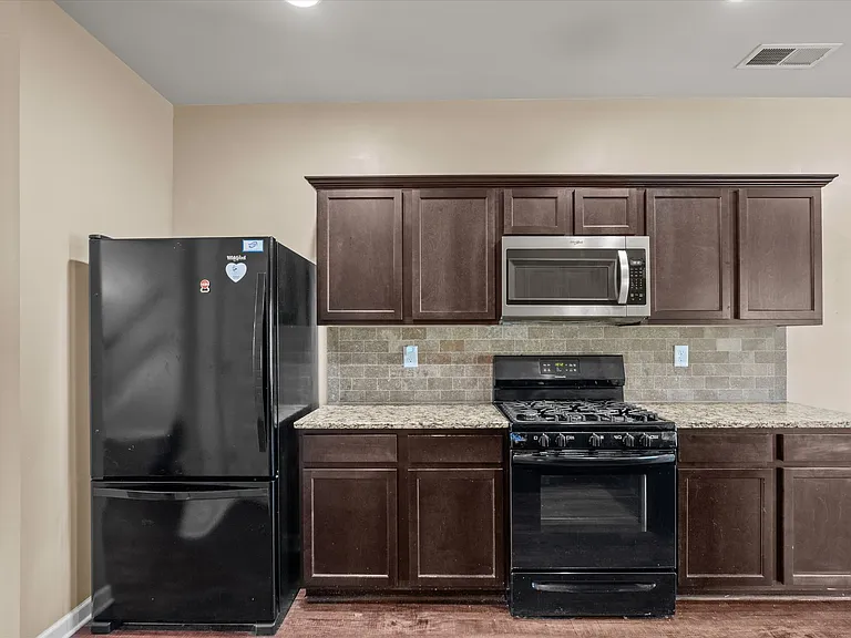 4704 Southwind Rd — Photo 19