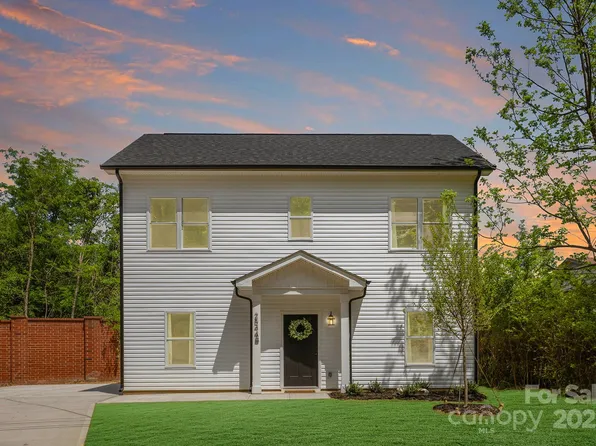 2544 Pinestream Dr, Charlotte, NC 28213
