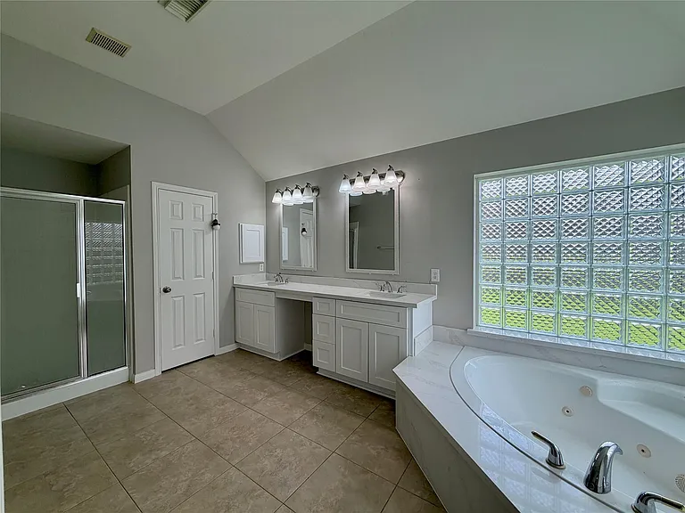 1510 Flanders Field Ln — Photo 12