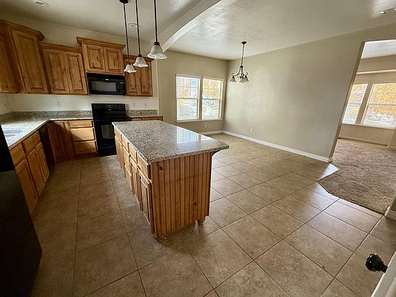 Kitchen and nook