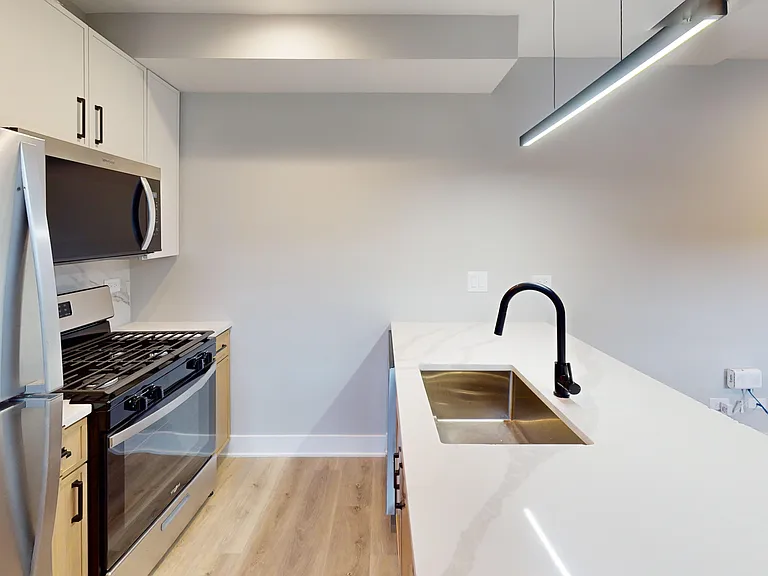 3144 W Fullerton Ave #G — Photo 2