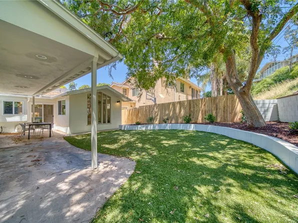 6006 S Le Doux Rd, Los Angeles, CA 90056